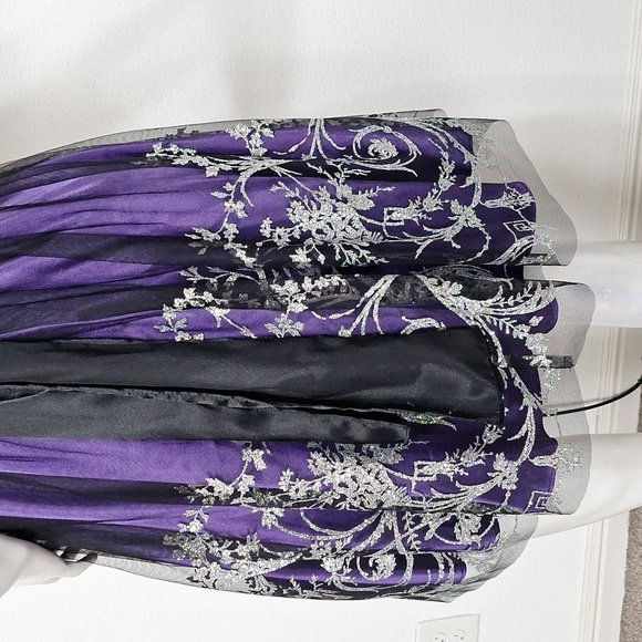 Blondie Nites Purple Silver Whimsigoth Witchy One Shoulder Dress Size 13 - Picture 9 of 15